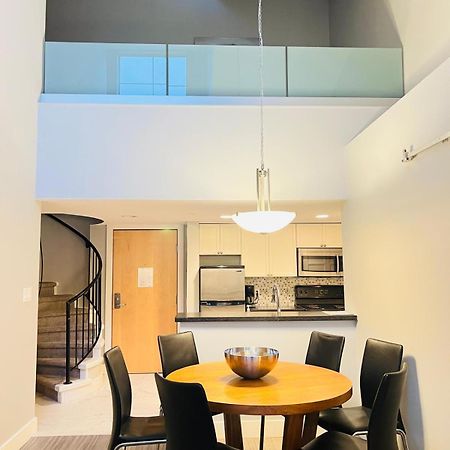Tyndalstone Lodge 3 Bedroom In The Heart Of Village North Whistler Extérieur photo