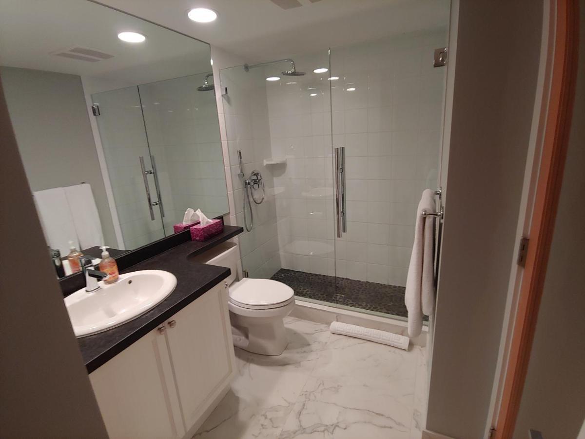 Tyndalstone Lodge 3 Bedroom In The Heart Of Village North Whistler Extérieur photo